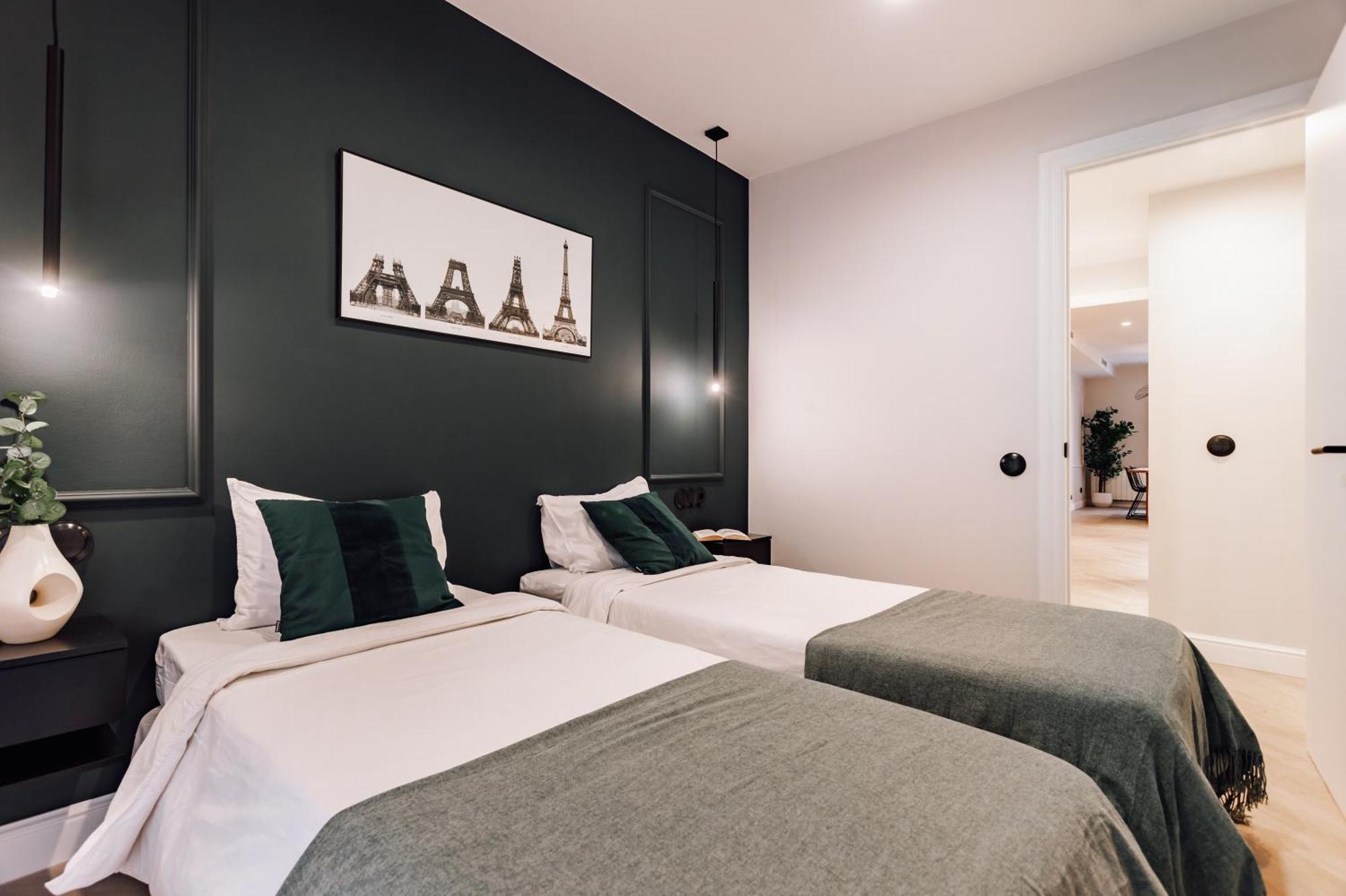 Lunalux Apartment Barcelona Exterior photo